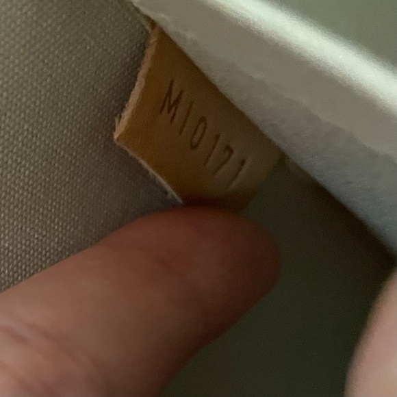 Louis Vuitton (Blanc Corail color) Alma GM Monogram Bag (from 2011) - Picture 10 of 16